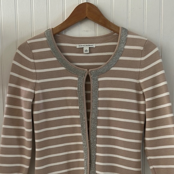 Banana Republic Beige and White Striped Cardigan Sweater sz Small - Picture 4 of 12